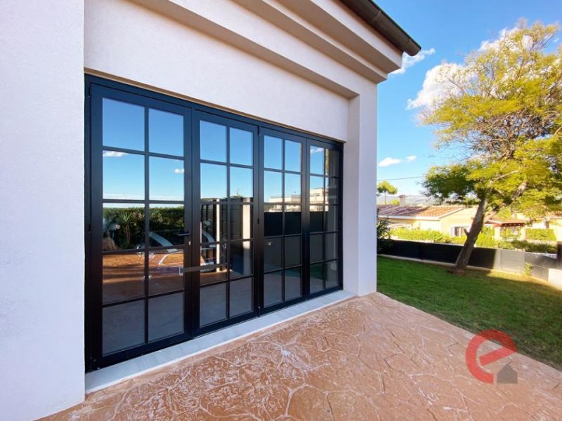 Santa Ponça SPEKTAKULÄRER MEERBLICK TRIFFT AUF PUREN LUXUS:
TRAUMVILLA MIT POOL IN SANTA PONÇA! Haus kaufen