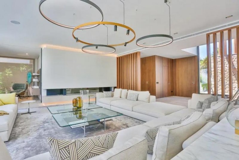 Santa Ponça State-of-the-Art Luxusvilla in Bestlage von Nova Santa Ponsa Haus kaufen