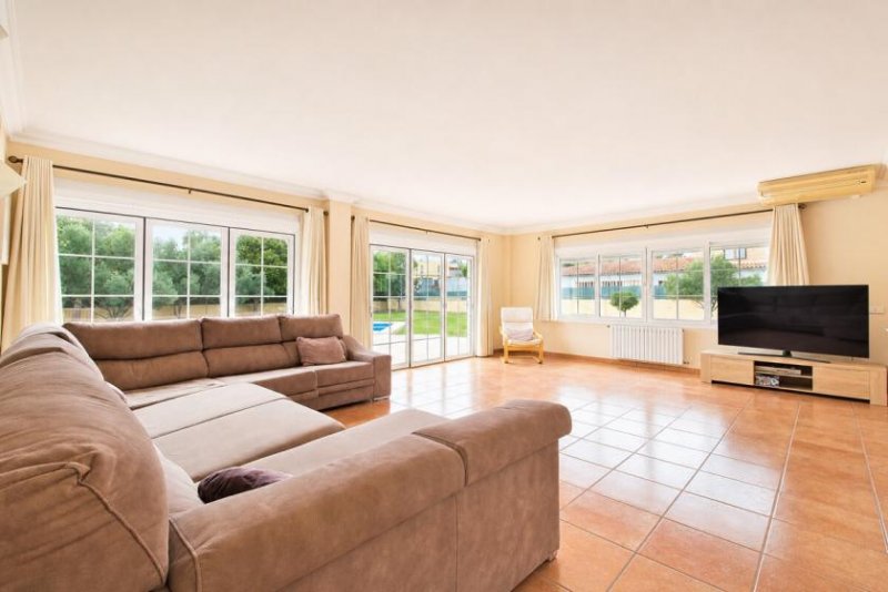 Santa Ponça Villa im Bungalowstil mit großem Grundstück in Santa Ponsa Haus kaufen