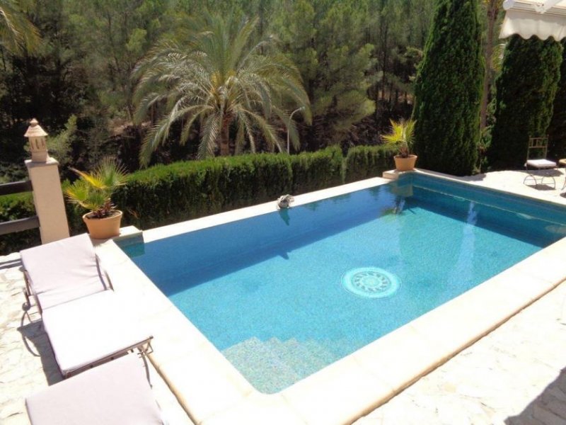 Santa Ponsa Mediterrane, sonnige Villa, direkt am Strand Haus kaufen