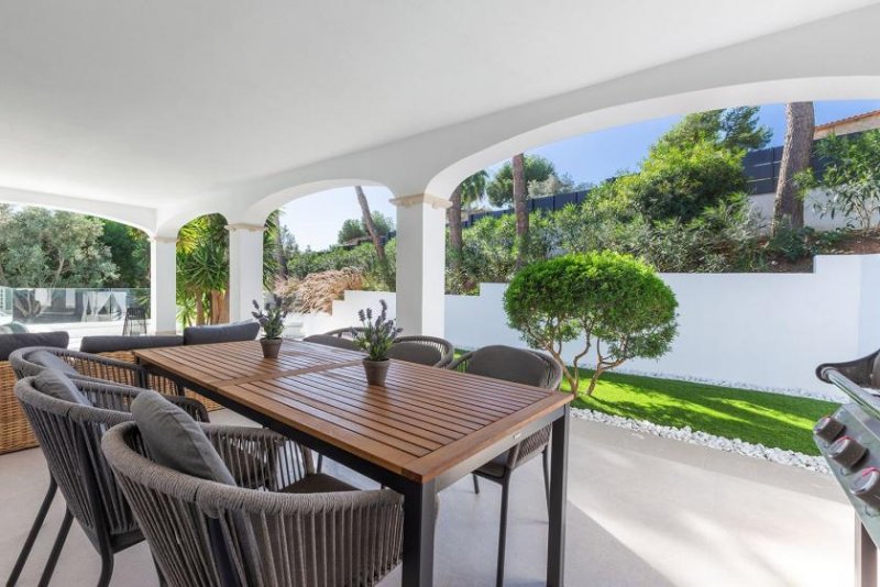 Santa Ponsa Moderne Villa in exklusiver Wohnlage! Haus kaufen