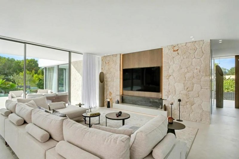 Cala Vinyes Exklusive Villa mit repräsentativem Ambiente und großzügigem Grundstück in Cala Vinyes Haus kaufen