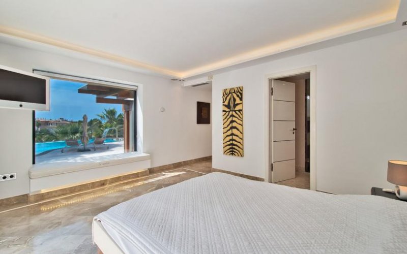 Calvià / Bendinat Moderne Luxusvilla mit Panoramameerblick in bester Lage von Bendinat Haus kaufen