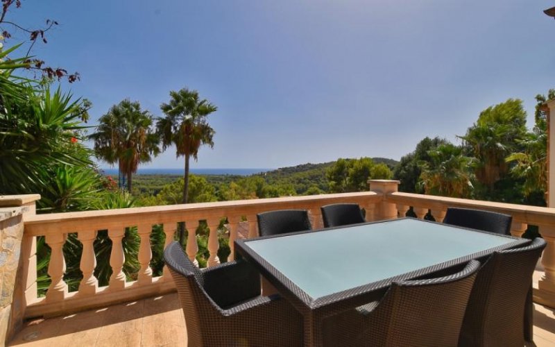 Calvià / Bendinat Villa mit wunderschönem Meerblick in Bendinat Haus kaufen