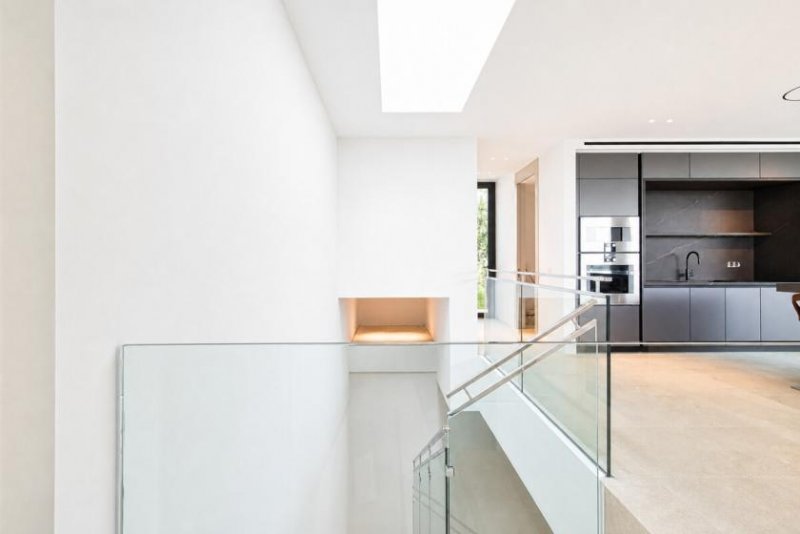 Calvià / Costa d'en Blanes Architektonische Perfektion trifft mediterranes Lebensgefühl – Neubauvilla in Costa d'en Blanes Haus kaufen