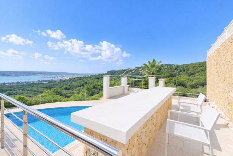 Calvià / Costa d'en Blanes Jeden Morgen das Meer. Jeden Abend der Horizont. Ihre Villa in Mallorcas begehrtester Lage. Haus kaufen