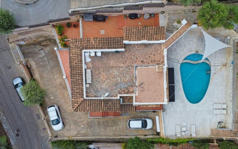 Calvià / Costa d'en Blanes Meerblick-Villa in Costa d’en Blanes mit Pool und Dachterrasse – renovierungsbedürftig Haus kaufen
