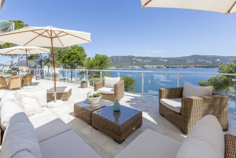 Calvià / Palmanova Luxusvilla mit unverbaubarem Meerblick und privatem Meerzugang in Torrenova Haus kaufen
