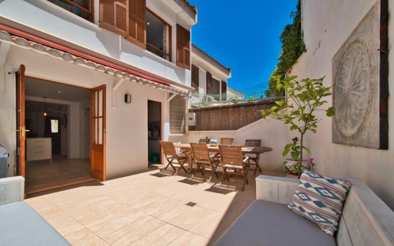 Calvià / Portals Nous Charmantes Stadthaus fußläufig zum Strand von Portals Nous Haus kaufen