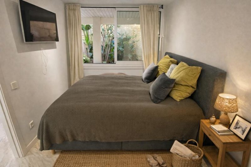 Calvià / Portals Nous Stilvoll renovierte Designerwohnung mit Südwest-Terrasse und Blick auf das Mittelmeer Wohnung kaufen