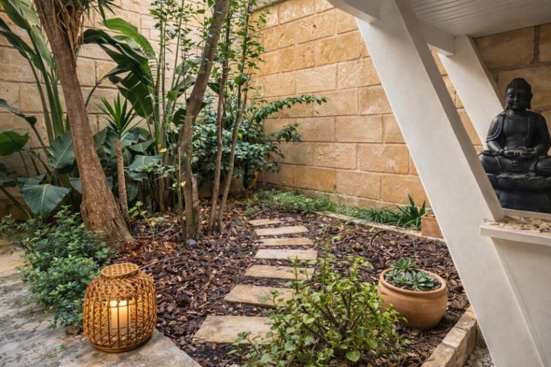 Calvià / Portals Nous Stilvoll renovierte Designerwohnung mit Südwest-Terrasse und Blick auf das Mittelmeer Wohnung kaufen