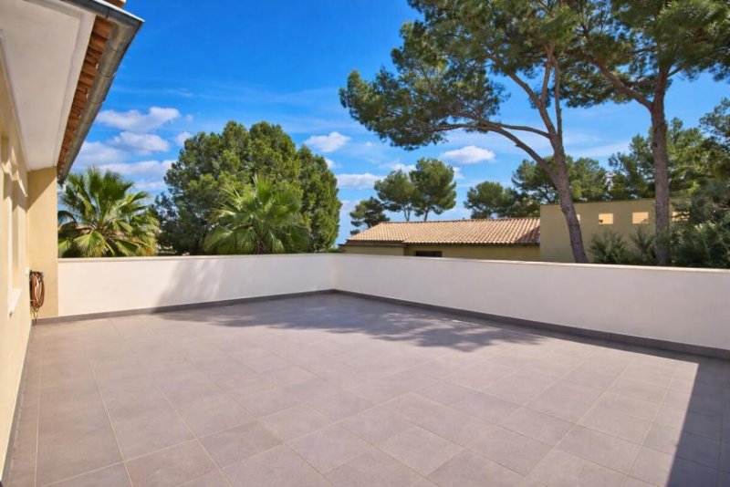 Sol De Mallorca Mediterranes Wohnparadies: Villa mit Pool und großem Garten in Sol de Mallorca Haus kaufen