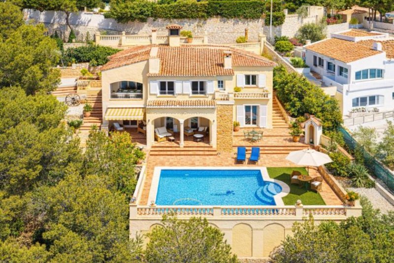 Calvià / Costa de la Calma Exklusive Villa mit atemberaubendem Panorama, privatem Pool und mediterranem Flair Haus kaufen