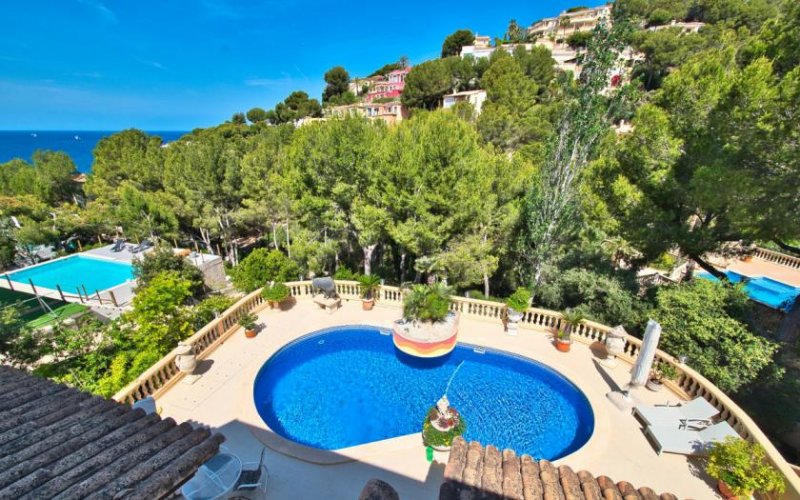 Calvià / Costa de la Calma Schönes mediterranes Anwesen in ruhiger Lage mit Teilmeerblick Haus kaufen