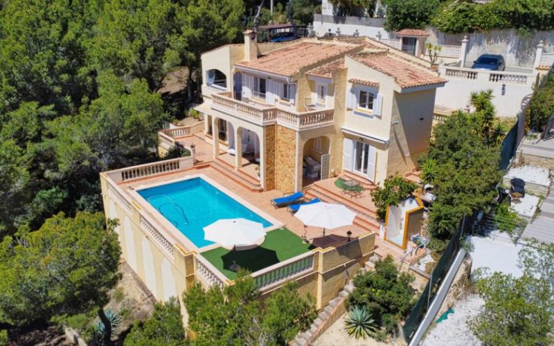 Calvià / Costa de la Calma Stilvolle, gepflegte Villa mit Panoramablick in Costa de la Calma Haus kaufen