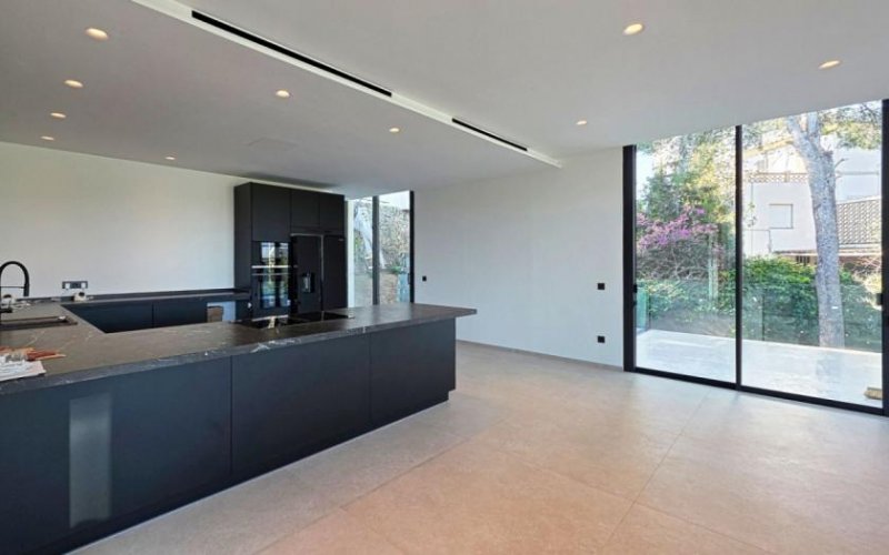 Calvià / Costa de la Calma Traumhafte Neubauvilla in Costa de la Calma – modern und repräsentativ Haus kaufen