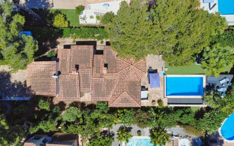 Costa De La Calma Mallorca-Lifestyle pur: Mediterrane Villa mit Pool, Whirlpool und Sonnenterrassen Haus kaufen