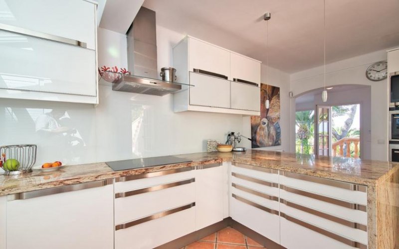 Costa de la Calma Sehr gepflegte mediterrane Villa mit tollem Meerblick und absoluter Privatsphäre Haus kaufen