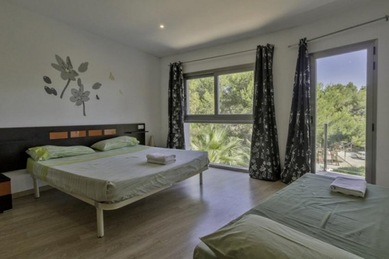 Calvià / Cala Vinyes Moderne Villa direkt am Strand in Cala Vinyes!
Mit Ferienlizenz! Investment! Haus kaufen