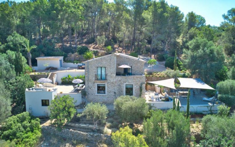 Calvia Renovierte Finca mit Steinfassade in traumhaft ruhiger Lage in den Bergen von Calvia Haus kaufen
