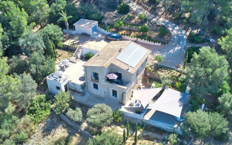 Calvia Renovierte Natursteinfinca in idyllischer, absolut ruhiger Berglage bei Calvià. Haus kaufen