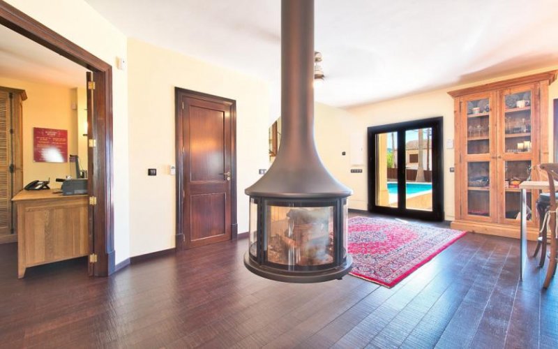 Calvia Renovierte Villa mit flachem Grundstück in Calvia Haus kaufen