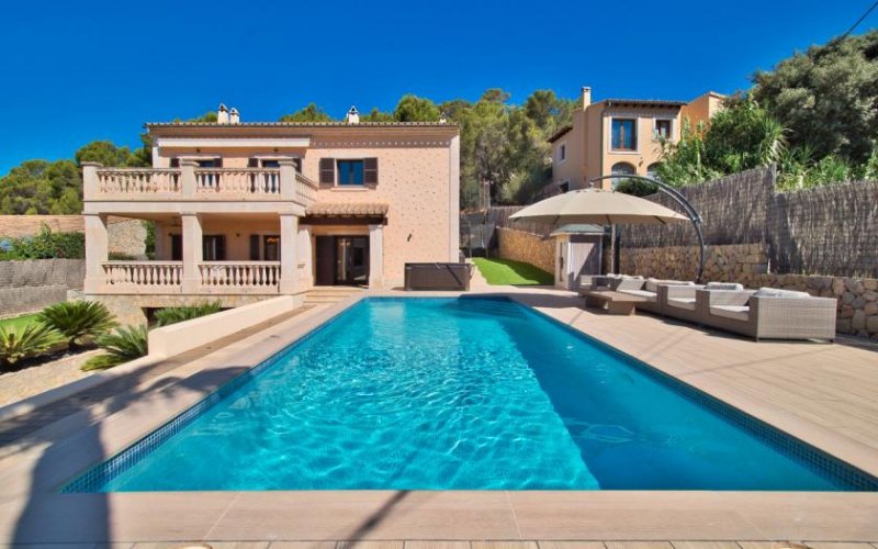 Calvia Renovierte Villa mit flachem Grundstück in Calvia Haus kaufen