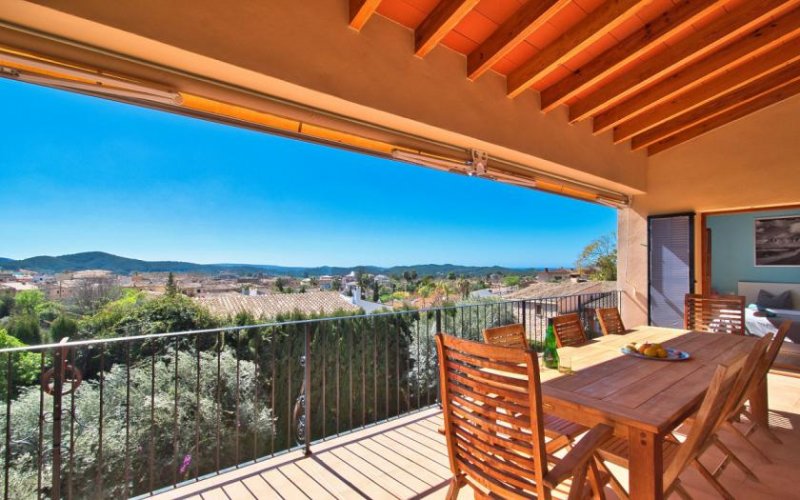 Calvia Villa mit Vermietungslizenz in ruhiger Lage von Calvia Haus kaufen