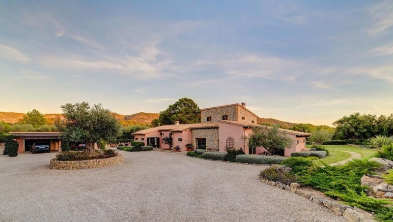 Calvià Mallorquinische Finca mit Gästehaus, Pferdeställen und Reitplatz in der Nähe von Calvia Haus kaufen