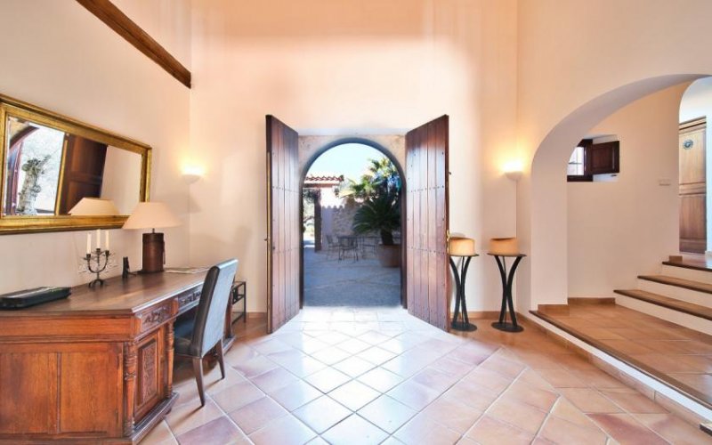 Calvià Mallorquinische Traumfinca mit absoluter Privatsphäre, eigenem Weinberg und Olivenhain bei Calvia Haus kaufen