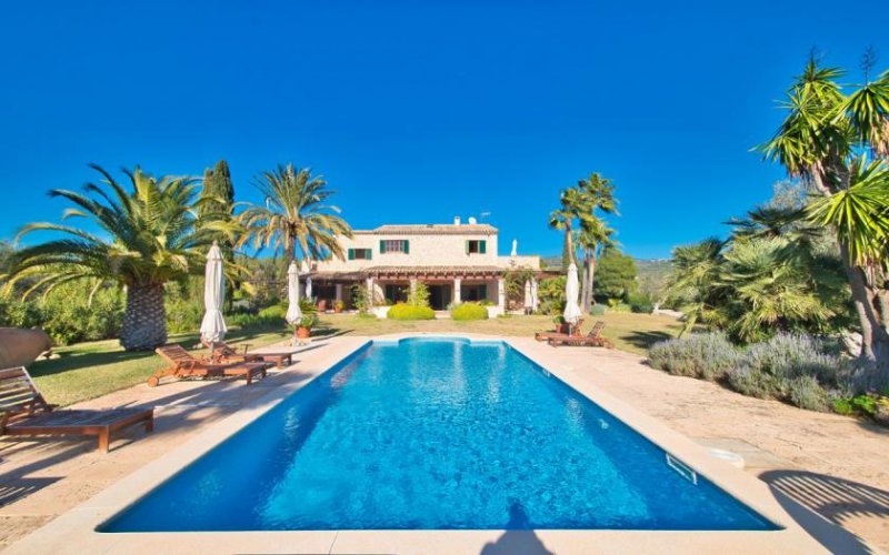 Calvià Mallorquinische Traumfinca mit absoluter Privatsphäre, eigenem Weinberg und Olivenhain bei Calvia Haus kaufen