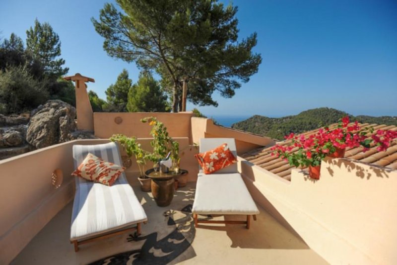Estellencs Berghaus mit Meerblick am Rande von Estellencs! Haus kaufen