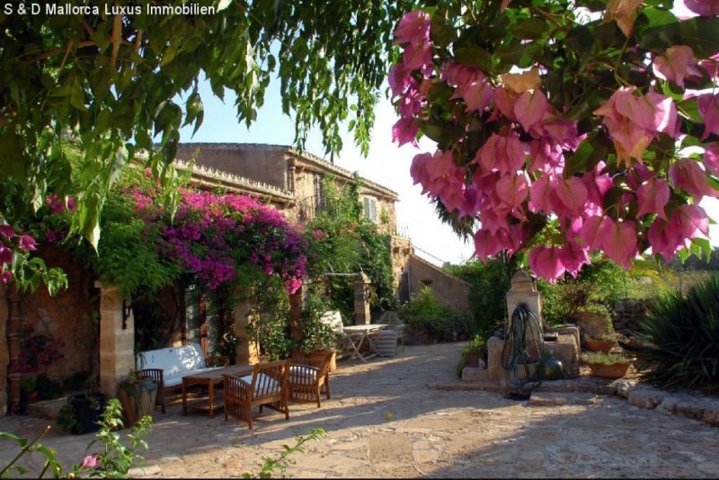 Felanix Romantische Finca in der Nähe von Felanitx und Son Mesquida mit einer separaten Gaestefinca Haus kaufen
