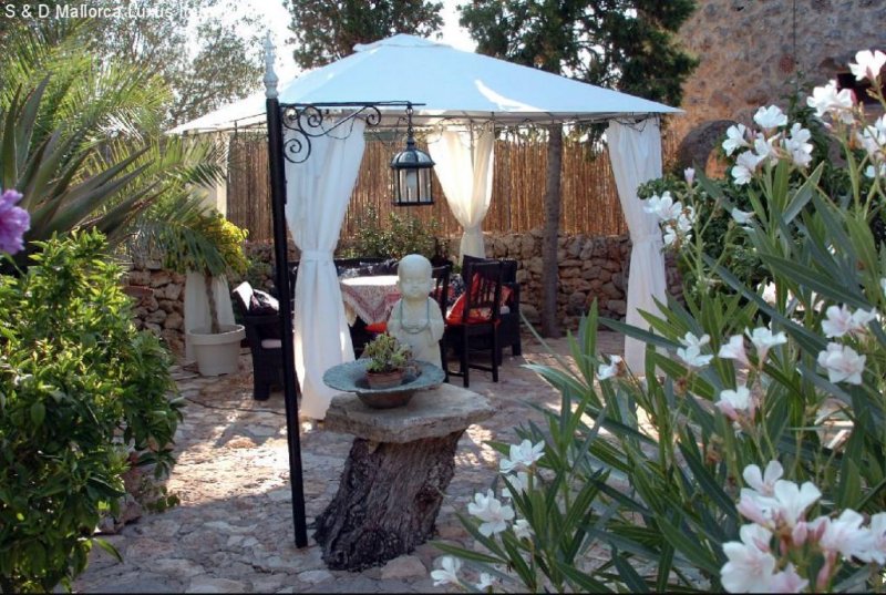 Felanix Romantische Finca in der Nähe von Felanitx und Son Mesquida mit einer separaten Gaestefinca Haus kaufen