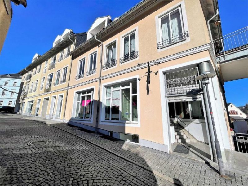 Bad Lobenstein 108 m² - Ladengeschäft im Zentrum von Bad Lobenstein Gewerbe kaufen