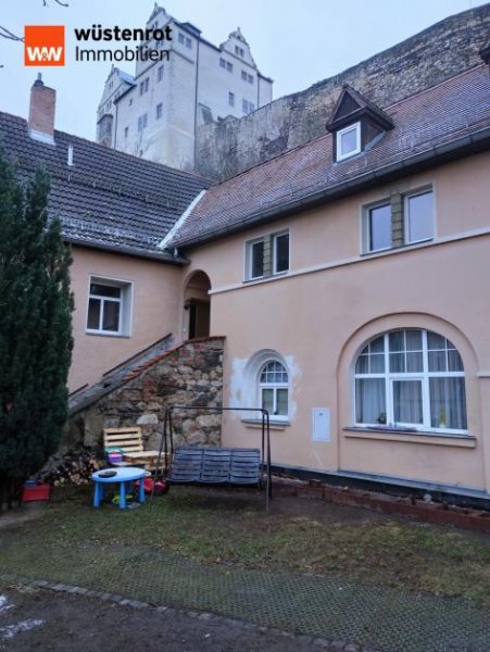 Ranis MFH direkt an der Burg Ranis, ehem. Rathaus, umfangreich saniert mit interessanter Rendite Gewerbe kaufen