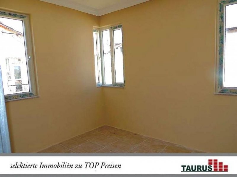 SIDE Doppelhaushälfte mit Meerblick und großem Pool Haus kaufen