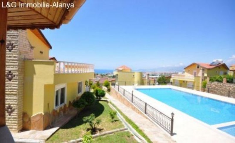 Alanya Kargicak Villa in Alanya kaufen. Diese Villa, mit fantastischen Blick auf das Meer befindet sich in Kargicak / Alanya Haus kaufen