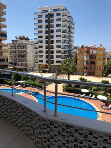Alanya Large Apartment for sale in Mahmutlar Wohnung kaufen