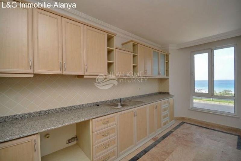 Alanya/Mahmutlar Immobilie direkt am Meer zu verkaufen. Wohnung kaufen