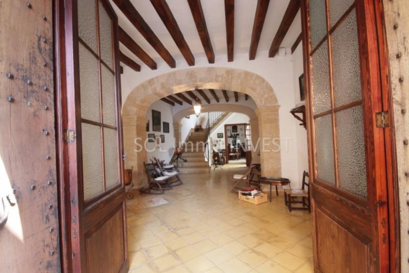 Pollensa Stadtpalast mit großem Potenzial im Zentrum von Pollensa Haus kaufen