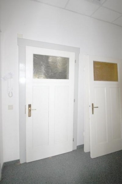 Gera Günstige Gewerbeeinheit, 98 m², EG für Büro und Praxis in ruhiger Lage von Gera-Pforten Wohnung kaufen