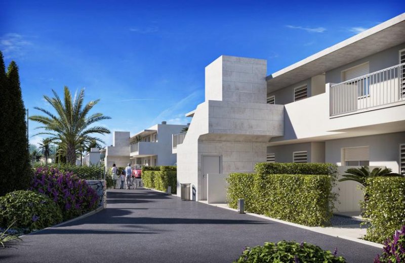 Cala Bona Fantastische Obergeschoss-Wohnungen mit 2 Schlafzimmern, 2 Bädern und Gemeinschaftspool nur 300 m vom Meer Wohnung kaufen
