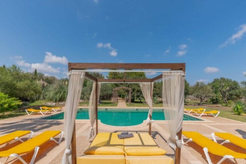 Bocka Exklusive Natursteinfinca mit Ferienlizenz in Canyamel - Mallorca Haus kaufen