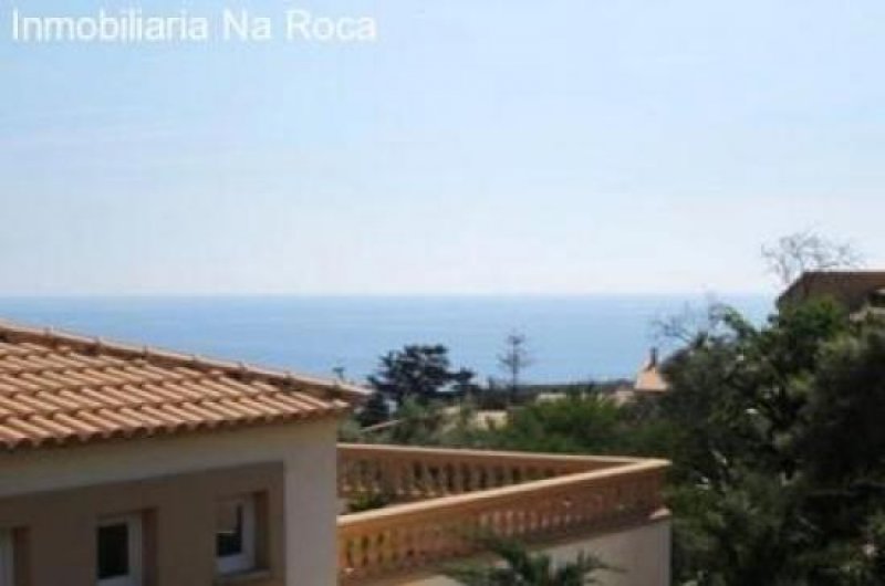 Font de Sa Cala Exklusive Doppelhaushälfte in ruhiger Sackgass mit Pool und Meerblick von der Dachterrasse Haus kaufen