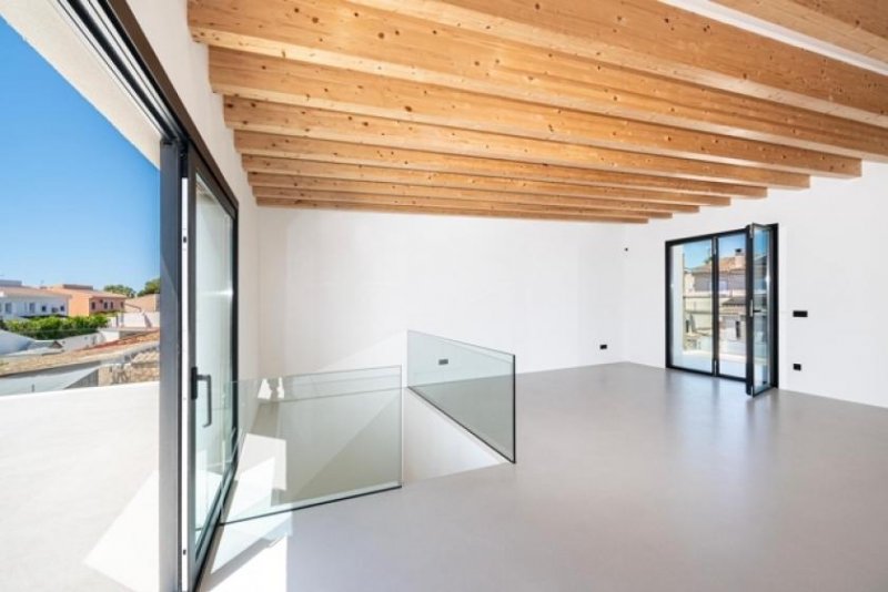 Badia Blava / Badia Gran Neue designorientierte Villa nähe Palma Haus kaufen