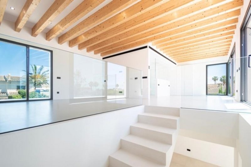 Badia Blava / Badia Gran Neue designorientierte Villa nähe Palma Haus kaufen