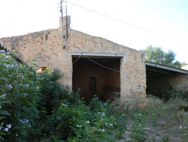 Llucmajor LLucmajor Vielfältiges Landgut mit mehreren Finca Rustica ideal fuer Agroturismo, Pferdefarm ect Grundstück kaufen