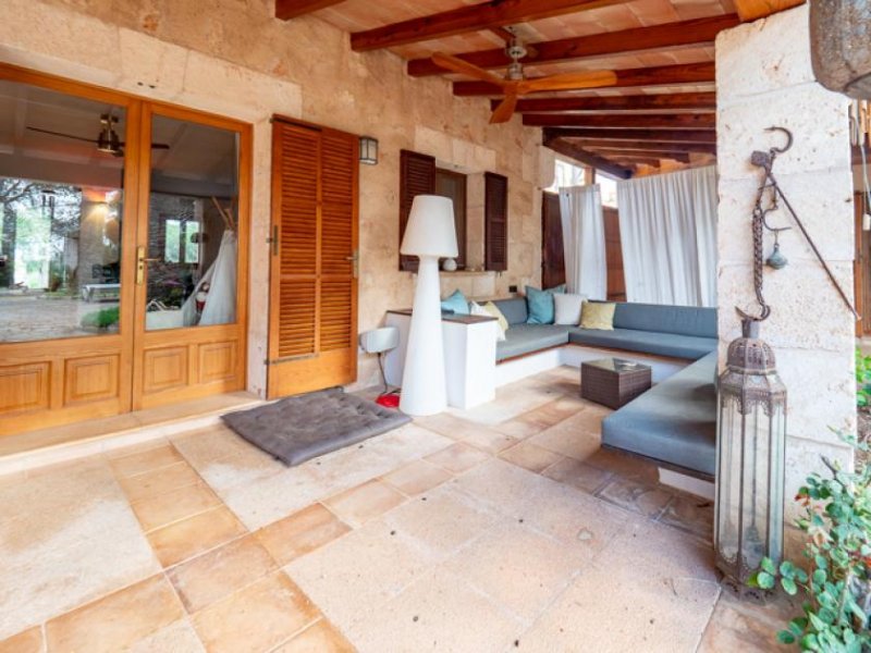 Campos Finca mit alter Mühle und 3 separaten Wohneinheiten 5 Minuten vom Strand Haus kaufen