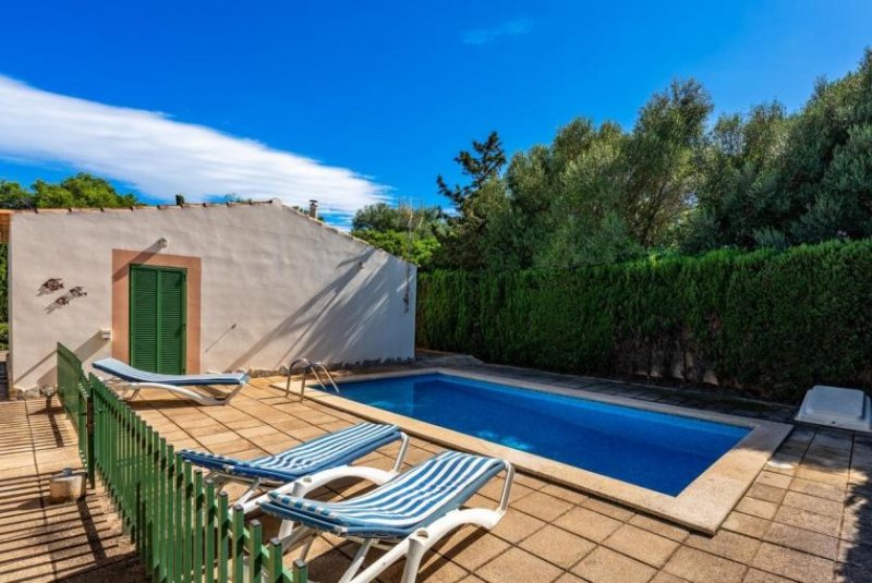 Porto Cristo Novo Mediterranes Einfamilienhaus mit Pool und Kamin in exklusiver Lage von Porto Cristo Novo - nur wenige Schritte zu Cala Anguila